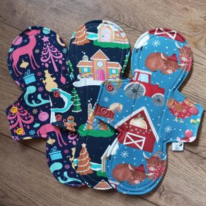 CSP by Jenny B- Moderate Flow Curvy Pad- CHRISTMAS EDITION